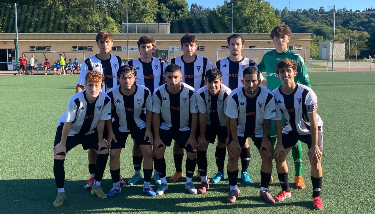 Once inicial del Victoria ante el Olímpico