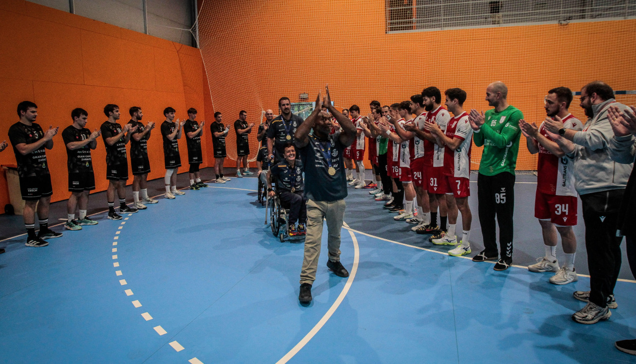 Homenaje a los integrantes del ICB Coruña campeones del Mundo