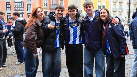 Miles de aficionados disfrutaron de una gran jornada de fútbol, tanto en la previa como en las gradas de El Molinón