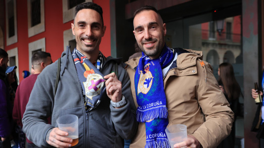 Miles de aficionados disfrutaron de una gran jornada de fútbol, tanto en la previa como en las gradas de El Molinón