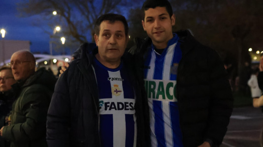 Miles de aficionados disfrutaron de una gran jornada de fútbol, tanto en la previa como en las gradas de El Molinón