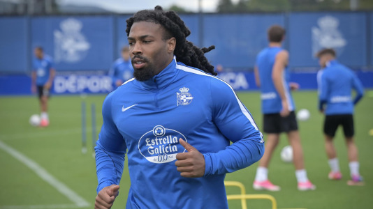 Primer entrenamiento de Adama Traoré en Abegondo
