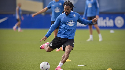 Primer entrenamiento de Adama Traoré en Abegondo
