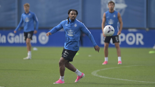 Primer entrenamiento de Adama Traoré en Abegondo