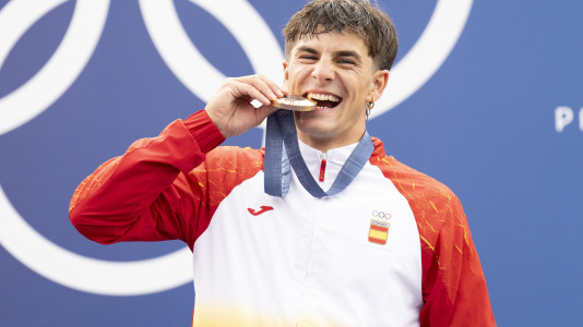 BRONCE de Pau Echániz en K1 de piragüismo eslalon @ EFE RFEP Rafa Aparicio