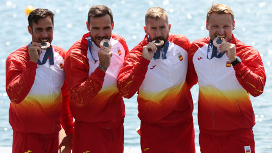 BRONCE del K4 500 de España en piragüismo @ EFE Ali Haider