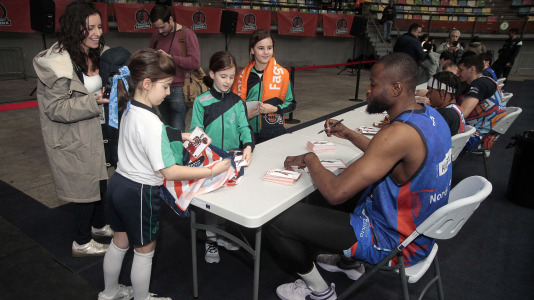Entrenamiento a puerta abierta del Leyma en el Colisuem @Quintana (48)