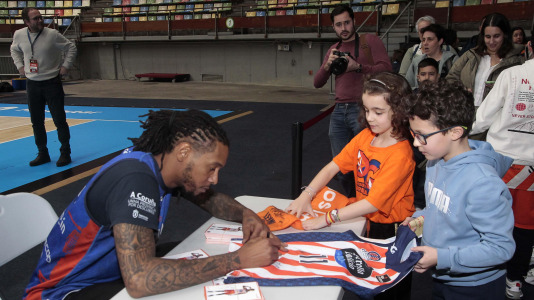 Entrenamiento a puerta abierta del Leyma en el Colisuem @Quintana (40)