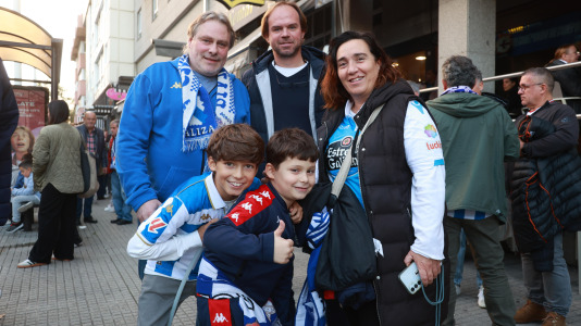 Más de 25.000 aficionados asistieron a Riazor para ver el Deportivo-Cultural
