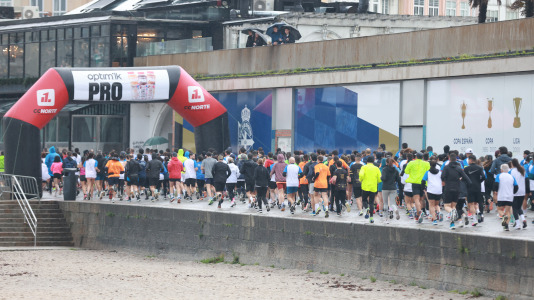 Miles de personas corrieron en la prueba, que batió su récord de participación y contó con el patrocinio de DxT Campeón