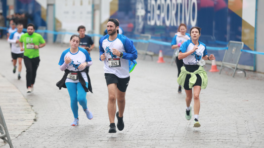 Miles de personas corrieron en la prueba, que batió su récord de participación y contó con el patrocinio de DxT Campeón