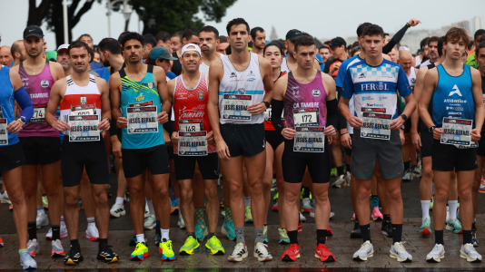 Miles de personas corrieron en la prueba, que batió su récord de participación y contó con el patrocinio de DxT Campeón