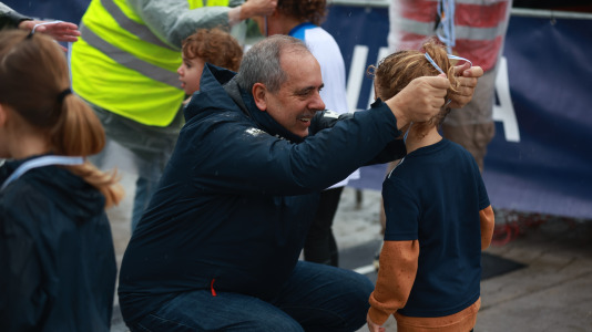 Miles de personas corrieron en la prueba, que batió su récord de participación y contó con el patrocinio de DxT Campeón
