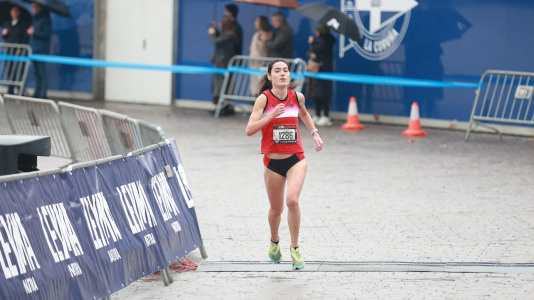 Miles de personas corrieron en la prueba, que batió su récord de participación y contó con el patrocinio de DxT Campeón
