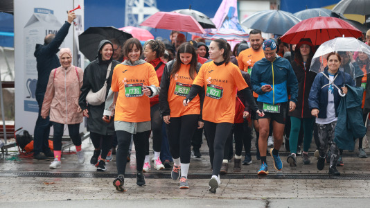 Miles de personas corrieron en la prueba, que batió su récord de participación y contó con el patrocinio de DxT Campeón