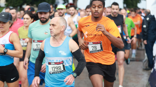 Miles de personas corrieron en la prueba, que batió su récord de participación y contó con el patrocinio de DxT Campeón