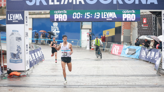 Miles de personas corrieron en la prueba, que batió su récord de participación y contó con el patrocinio de DxT Campeón