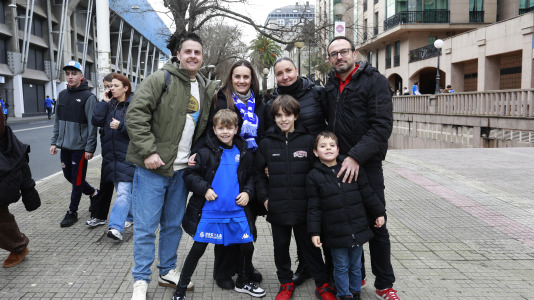 La hinchada blanquiazul, que llevaba más de dos meses sin celebrar una victoria en casa, sufrió con el equipo y le empujó hasta el final para sumar los tres puntos ante los manchegos