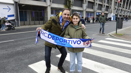 La hinchada blanquiazul, que llevaba más de dos meses sin celebrar una victoria en casa, sufrió con el equipo y le empujó hasta el final para sumar los tres puntos ante los manchegos