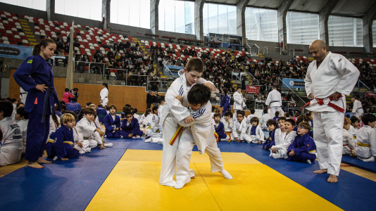 800 escolares se dan cita en el Palacio de los Deportes de Riazor
