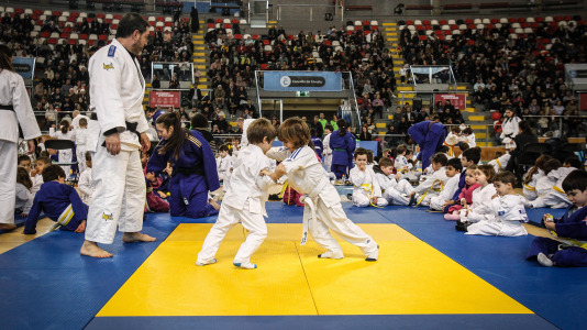 800 escolares se dan cita en el Palacio de los Deportes de Riazor