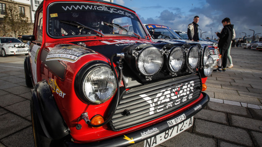 Iván Ares fue el más rápido del novedoso tramo urbano, con el Castillo de San Antón de fondo