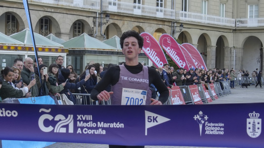 Miles de participantes formaron parte del Medio Maratón y la carrera 5K este domingo en la ciudad herculina