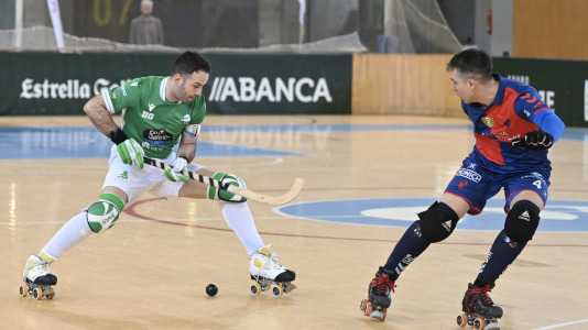 Cita solidaria, ánimo en las gradas y mucha tensión sobre la pista en el duelo entre primero y segundo