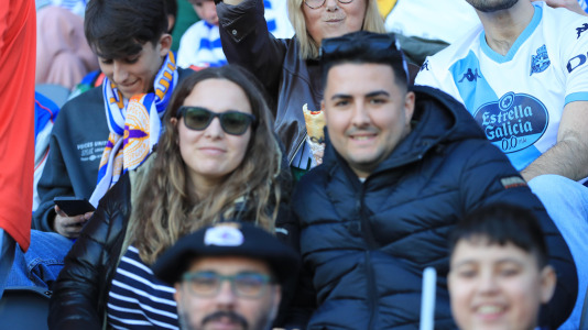 Cientos de seguidores blanquiazules vivieron una montaña rusa de emociones que terminó con final feliz y con los tres puntos rumbo a A Coruña