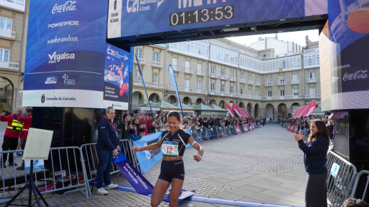Miles de participantes formaron parte del Medio Maratón y la carrera 5K este domingo en la ciudad herculina