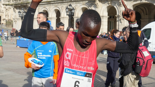 Miles de participantes formaron parte del Medio Maratón y la carrera 5K este domingo en la ciudad herculina