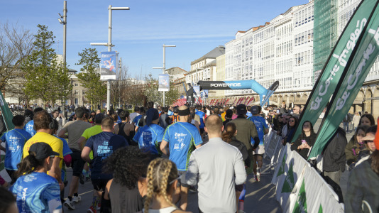 Miles de participantes formaron parte del Medio Maratón y la carrera 5K este domingo en la ciudad herculina