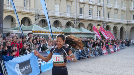 Miles de participantes formaron parte del Medio Maratón y la carrera 5K este domingo en la ciudad herculina