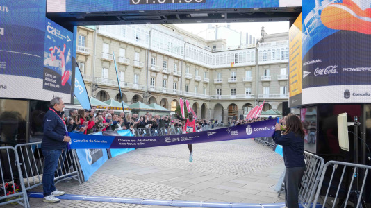 Miles de participantes formaron parte del Medio Maratón y la carrera 5K este domingo en la ciudad herculina
