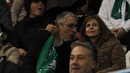 Cerca de 4.000 espectadores se dieron cita para homenajear al Liceo por el título de Copa antes del duelo con el Barcelos