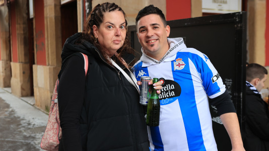 Miles de aficionados disfrutaron de una gran jornada de fútbol, tanto en la previa como en las gradas de El Molinón
