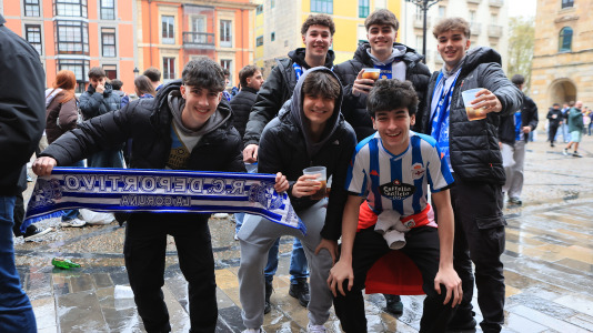 Miles de aficionados disfrutaron de una gran jornada de fútbol, tanto en la previa como en las gradas de El Molinón