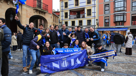 Miles de aficionados disfrutaron de una gran jornada de fútbol, tanto en la previa como en las gradas de El Molinón