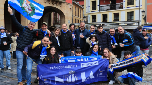 Miles de aficionados disfrutaron de una gran jornada de fútbol, tanto en la previa como en las gradas de El Molinón
