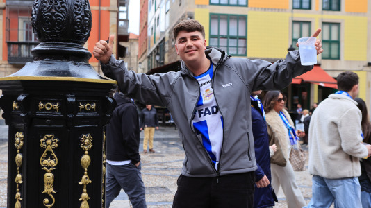 Miles de aficionados disfrutaron de una gran jornada de fútbol, tanto en la previa como en las gradas de El Molinón