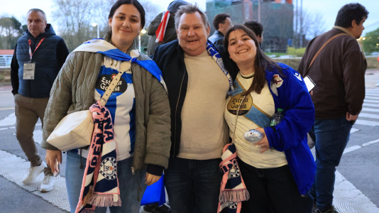 Miles de aficionados disfrutaron de una gran jornada de fútbol, tanto en la previa como en las gradas de El Molinón