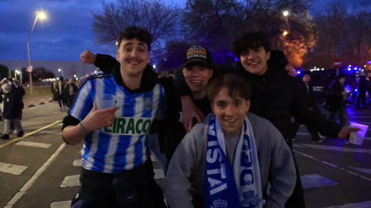 Miles de aficionados disfrutaron de una gran jornada de fútbol, tanto en la previa como en las gradas de El Molinón
