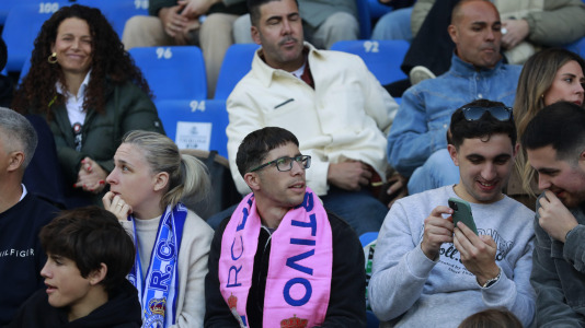 Más de 25.000 espectadores disfrutaron de una multitudinaria previa a pesar de la jornada intersemanal y vibraron con la victoria