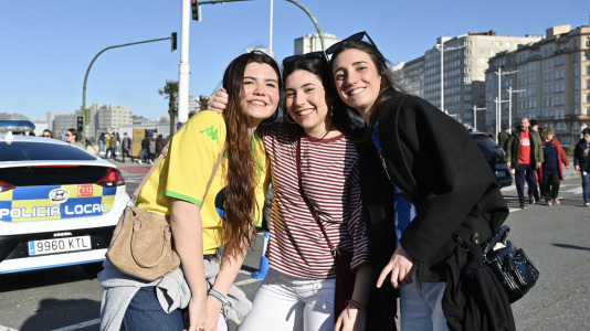 Más de 25.000 espectadores disfrutaron de una multitudinaria previa a pesar de la jornada intersemanal y vibraron con la victoria