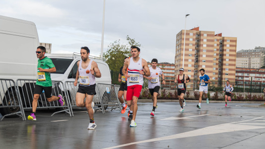 Gran ambiente en una nueva prueba del circuito Coruña Corre