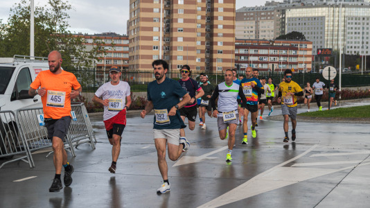 Gran ambiente en una nueva prueba del circuito Coruña Corre