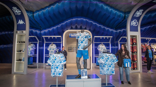 Yeremay, Luismi, Millene y Noé recibieron a los deportivistas en el nuevo espacio del estadio de Riazor