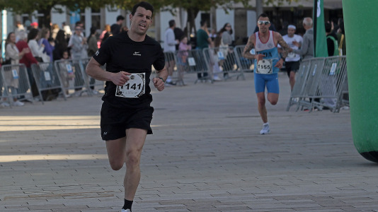 Casi 2.000 personas participaron en el recorrido de 10 kilómetros entre Oleiros y A Coruña