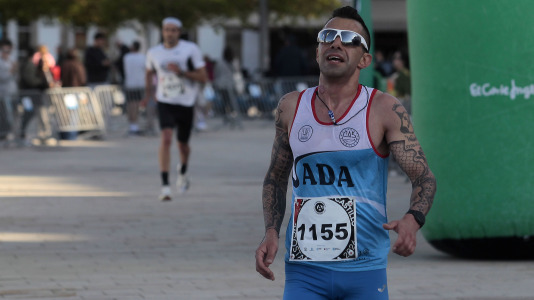 Casi 2.000 personas participaron en el recorrido de 10 kilómetros entre Oleiros y A Coruña