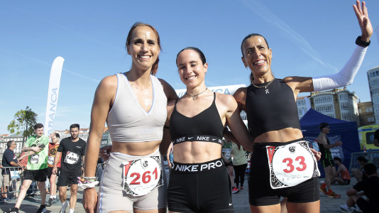 Casi 2.000 personas participaron en el recorrido de 10 kilómetros entre Oleiros y A Coruña